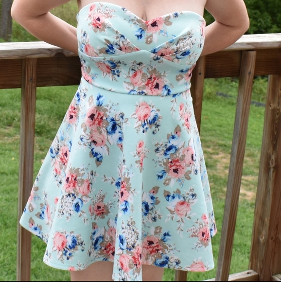 Emerald Sundae Dresses & Skirts - Emerald Sundae Strapless Rose Floral Mini Dress